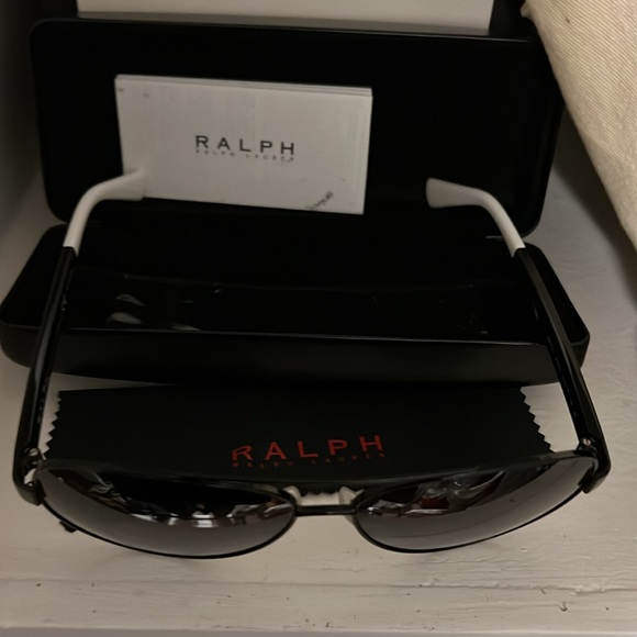 Ralph Lauren Sunglasses - Picture 9 of 14